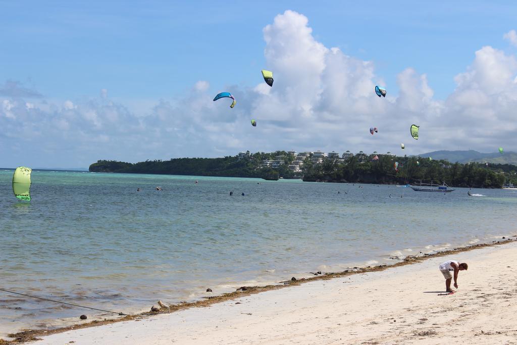Surfers Home Boracay Balabag  Ngoại thất bức ảnh